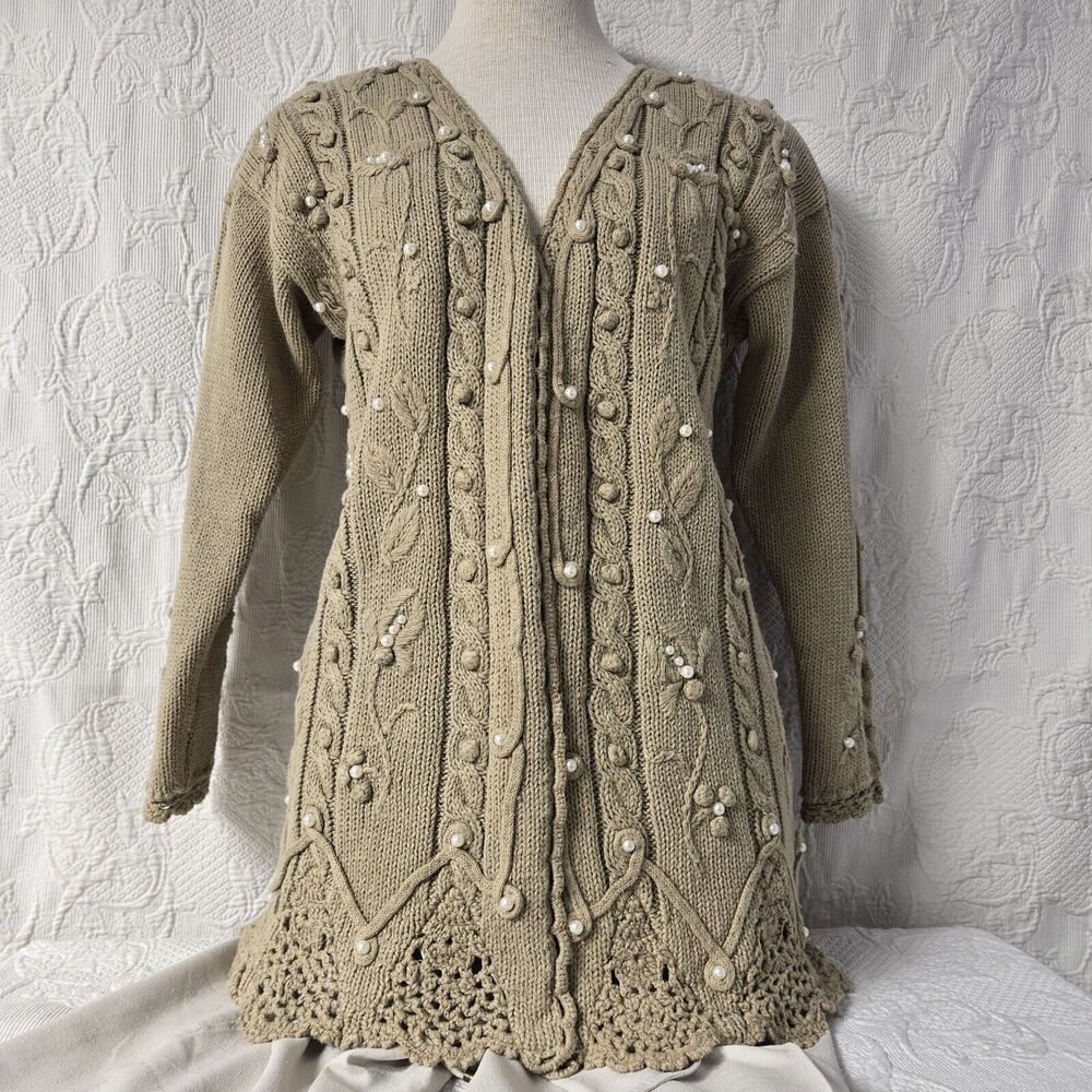 Debra Lubell Vintage Cabel Knit Pearl Tan Cardigan Women Small Flowers Crochet